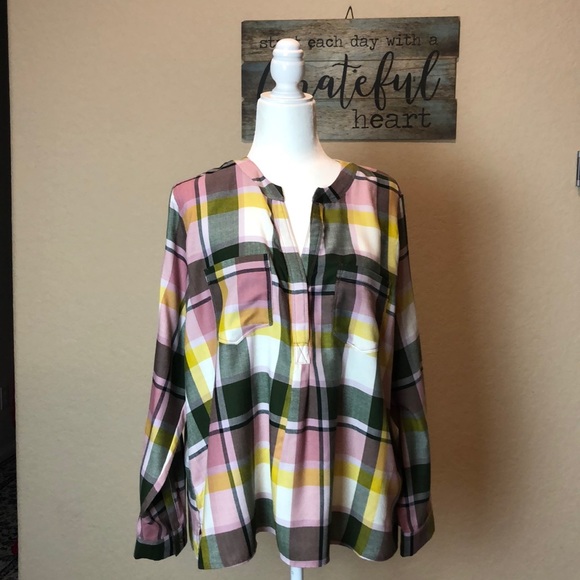 Old Navy Tops - Old Navy Cropped Flannel Swing Top for Women XL